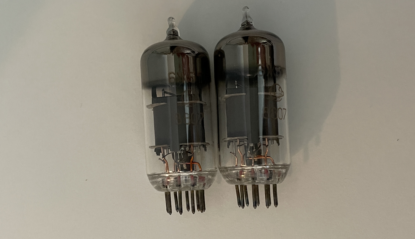 Matched pair of spare 6Ж51P (6Z51P) vacuum tubes